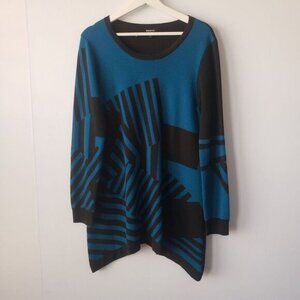 worth new york 100%wool long sleeve sweater size M